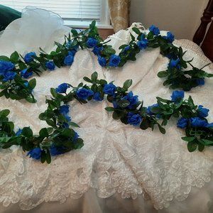 garland with blue flowers